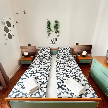 Apartment Domira Olivova Prag