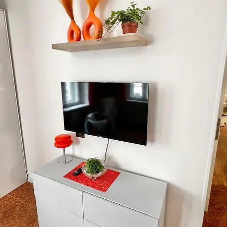Domira Olivova Apartment Prag